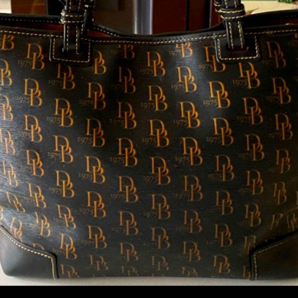 Handbag
